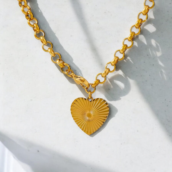 ‘Amalfi’ - Curb Chain Heart Necklace