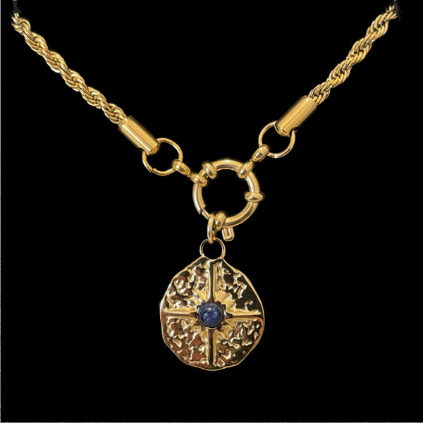 ‘Nero’ - Hammered Charm