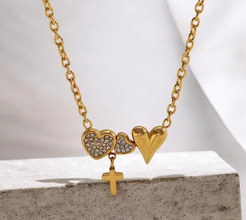 ‘Midnight Muse’ Heart Necklace