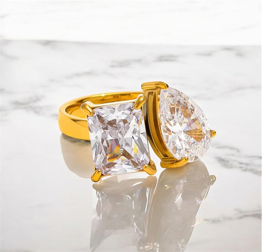 ‘Amour Moi et Toi’ Ring