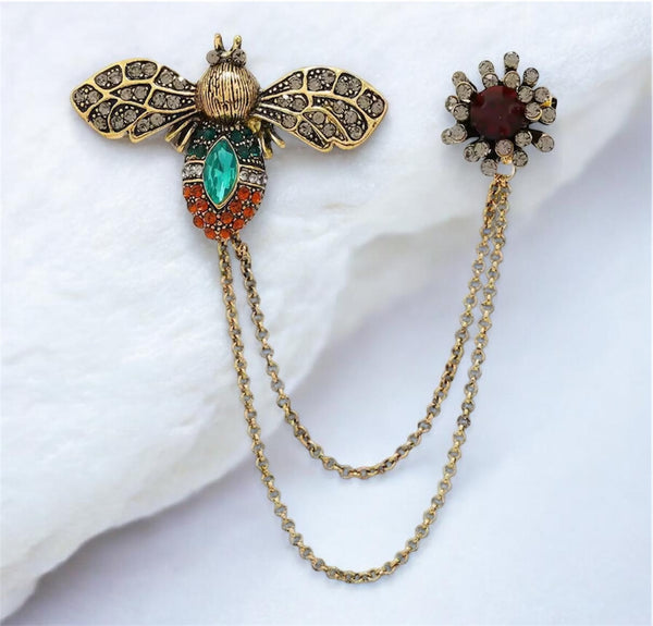 Vintage Style ‘Bee Chain’ Brooch