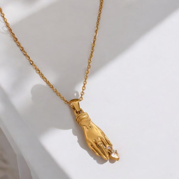 ‘Golden Keeper’ Hand Shaped Pendant Chain