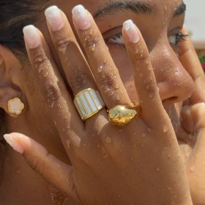 Veneta Waterdrop Ring