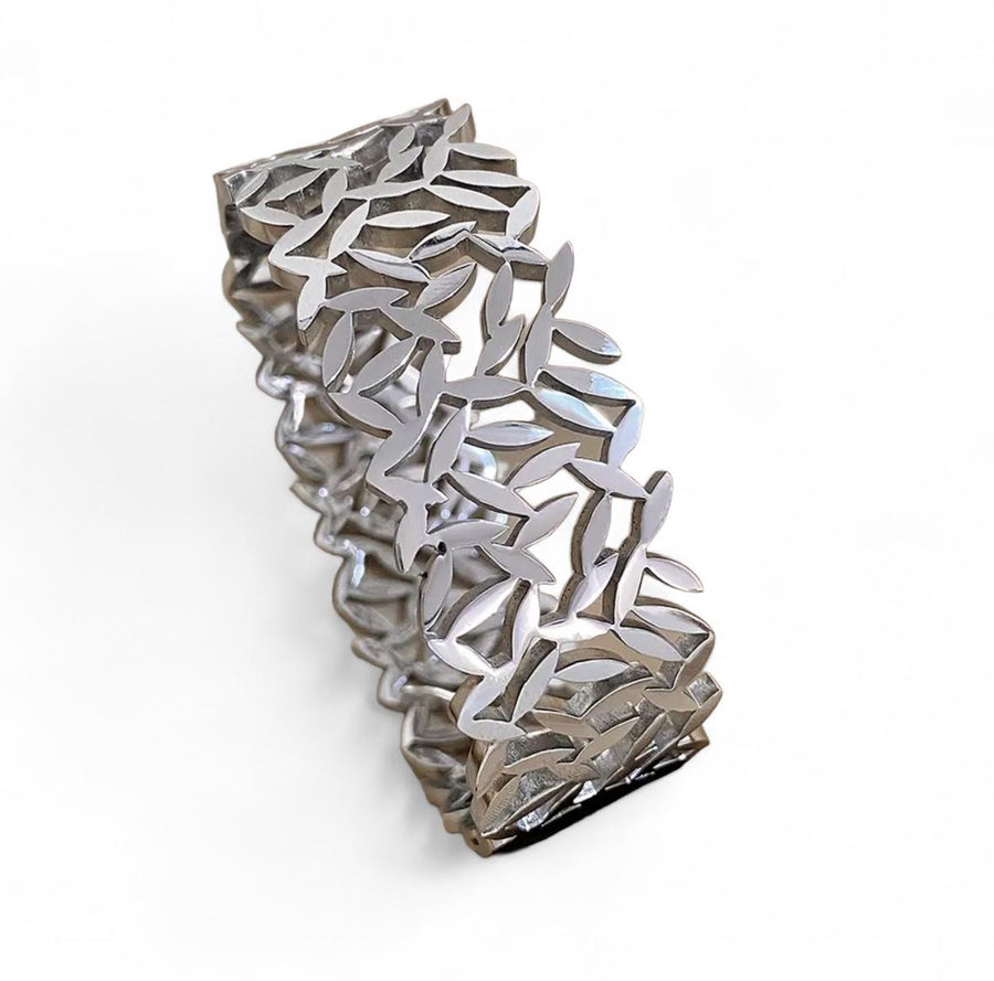 Silver Leaf Cut Out Design Bangle